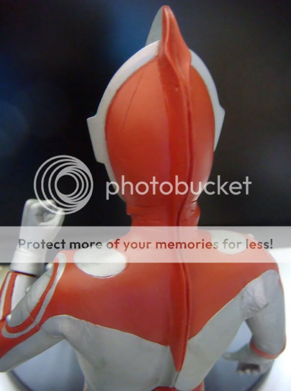 最近收了xplus大怪兽系列的佐菲奥特曼